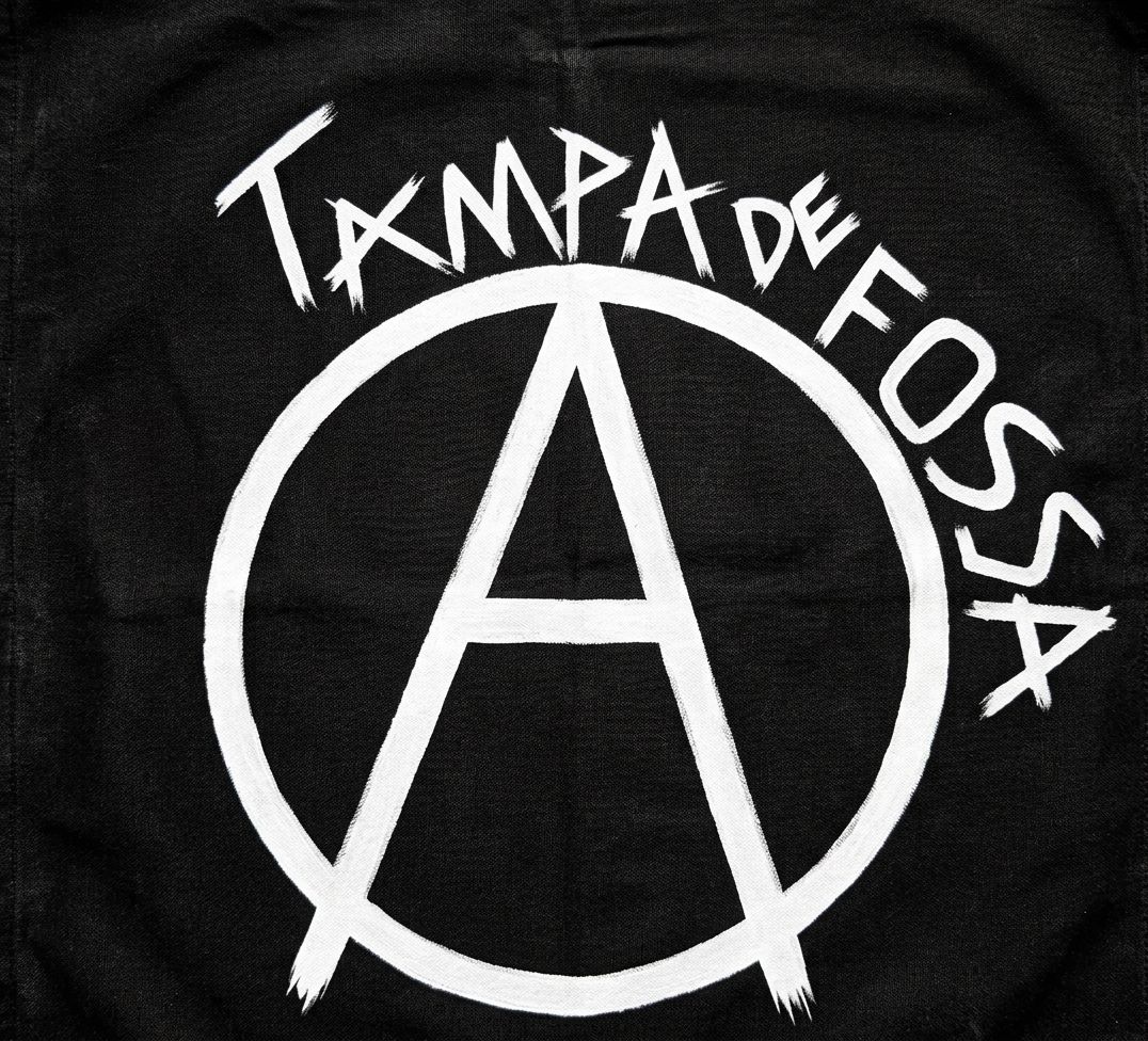 Tampa de Fossa